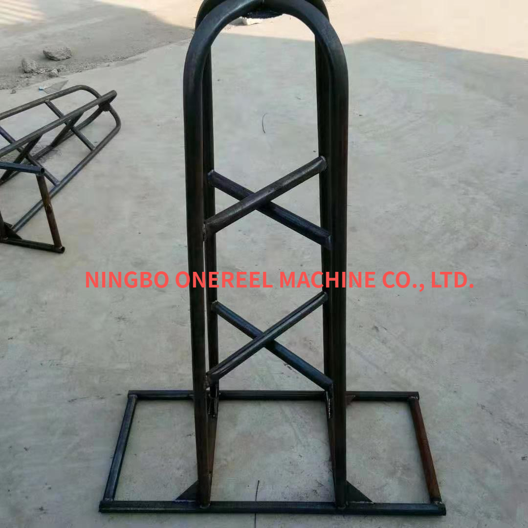 Metal Cable Carriers (2) Metal Cable Carriers (2)