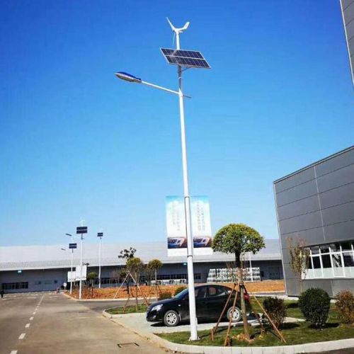 El panel solar con la luz al aire libre solar híbrida solar de la luz de calle del viento de la luz LED de la calle del molino de viento