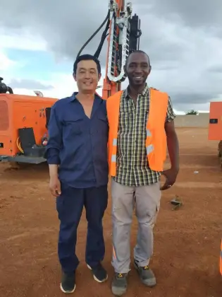 Crawler Solar Pile Drivers With Impact Hammer Ramming