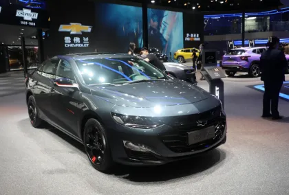 Wholesale Cheap Chevrolet Malibu XL 1.5T 2.0T Redline Gasoline Sedan Cars