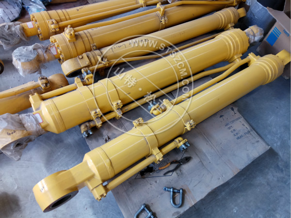 komatsu boom cylinder