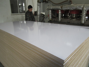1220*2440mm 100% Poplar Titanium White Melamine MDF (mirror surface)