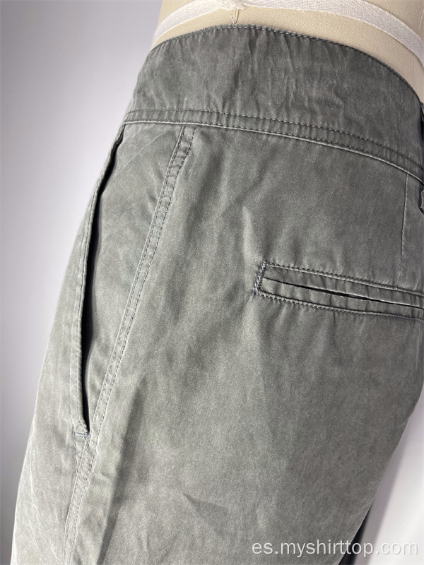 Shorts teñidos de lienzo de algodón 100%
