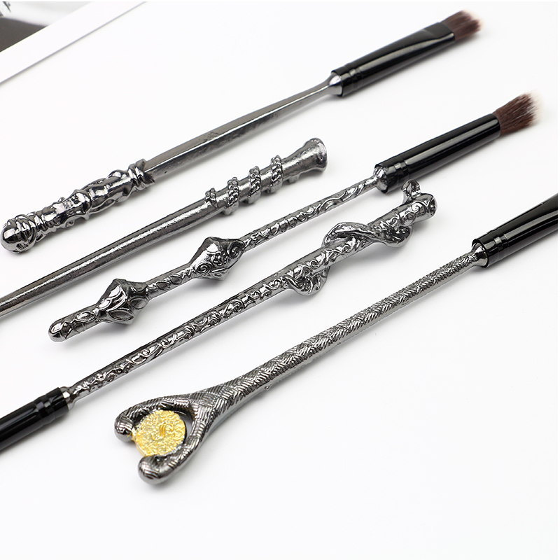 Variety Modeling Metal Handle Makeup Brush