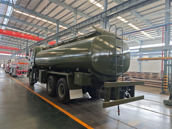 Shacman H3000 6x4 20m³ Bulk Fuel Carrier Truck