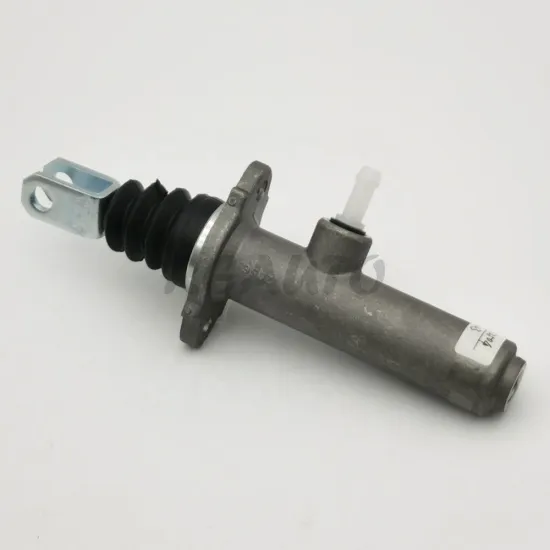 Clutch Master Cylinder for Renault and Volvo F/FL/FM Truck Spare Parts