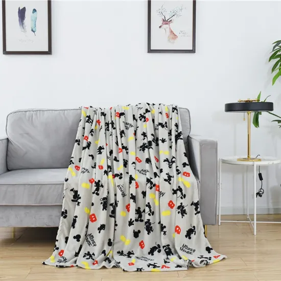 Amazon hot sell super soft and warmth 100% polyester printing knitted coral fleece blanket throw cartoon
