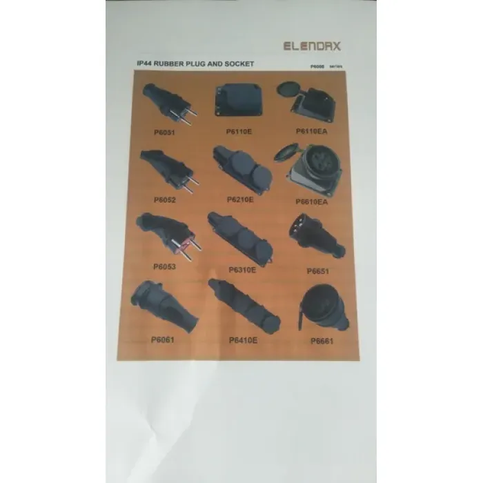 Soket Karet 2-Gang dengan Grounding dan Penutup IP44