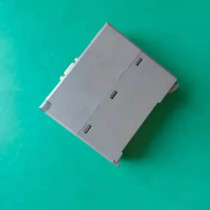 Fuji PLC Controller NP1L-RS2: 90% New, One Year Warranty Offer