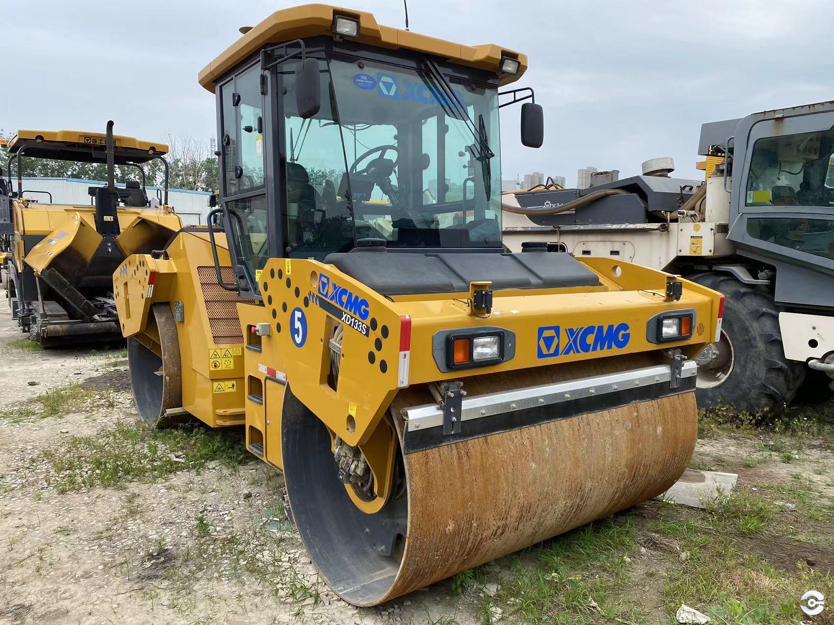 Second-hand soil compactor for construction sites Second-hand soil compactor for construction sites