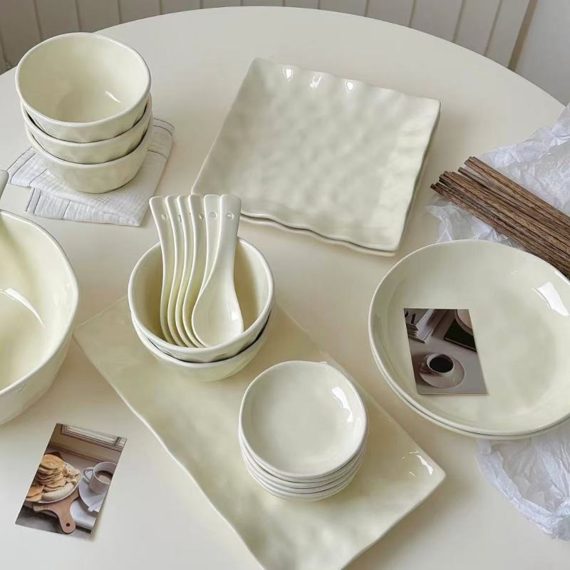 Elegant Ceramic Dinner Set with Irregular Wave Edges