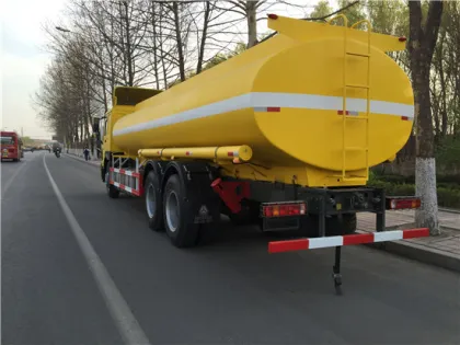 Howo 8X4 Oil Tanker Truck