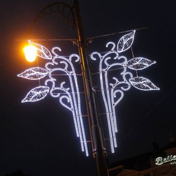 Waterproof LED Pole Street Motif Lights Supplier for Commercial Christmas Festival Decorations