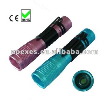 T01-57 CE and ROHS certificated Telescoping LED Clip Mini Flashlight