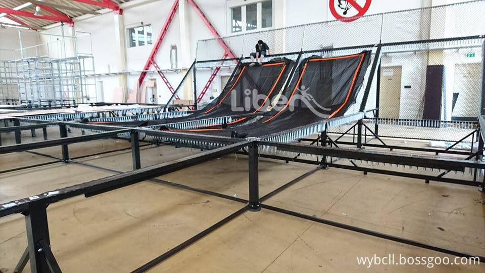 Parco del trampolino trampoline park