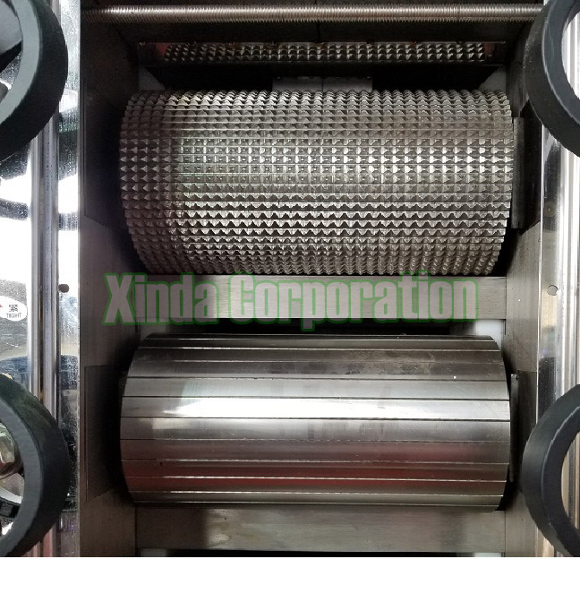 Oily Peanut Sesame Walnut Almond Powder Roller Grinder