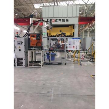Internal forming and pressing machine