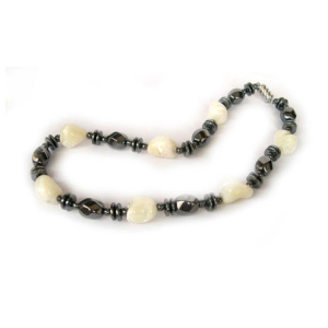 Hematite nuggust pearl shell necklace