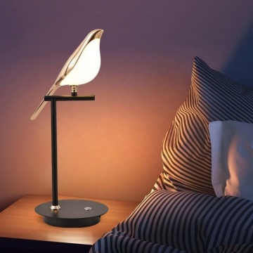 Lampada da tavolo per uccelli moderni per soggiorno e studio