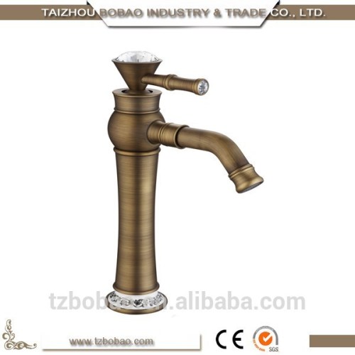 Luxury Vintage Bronze Antique Brass Bathroom Sink Faucet Crystal Antique Brass Faucet Diamand Antique Brass Bathroom Faucet Tap