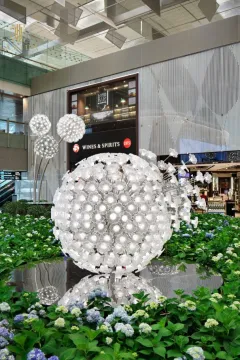 Unique large globe ball flower chandelier