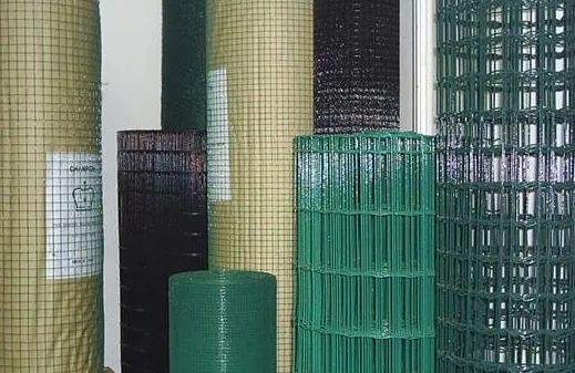 Powder coated welded wire mesh