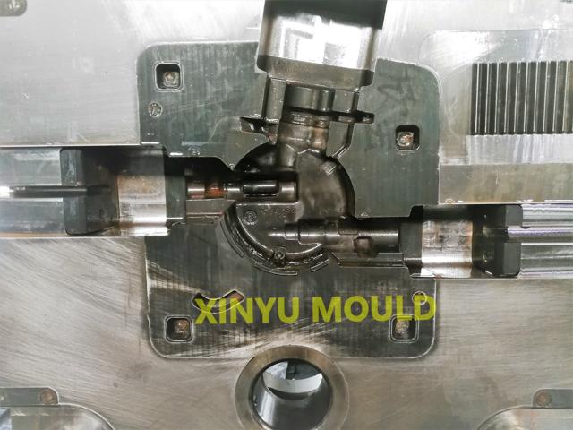 compressor cover die