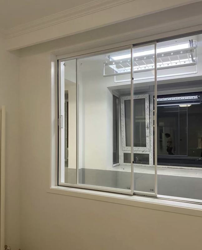 Energy Efficient Sliding Window for Smart Living