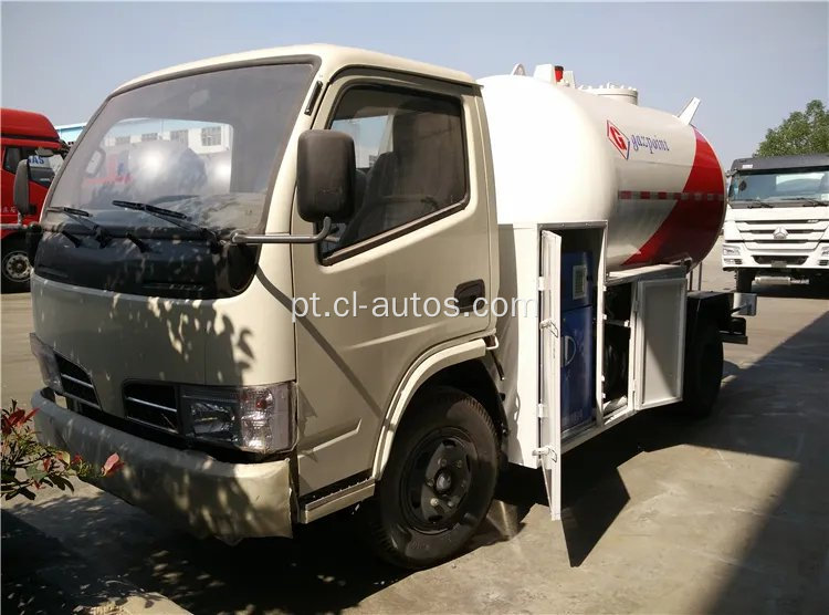 Dongfeng 5000 litros 5 toneladas LPG Bullet Truck
