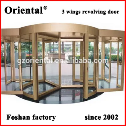 Hotels/Resorts Upscale building revolving door