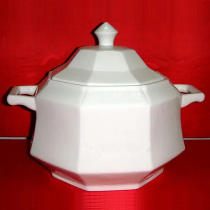 Ceramics Casserole with Lid