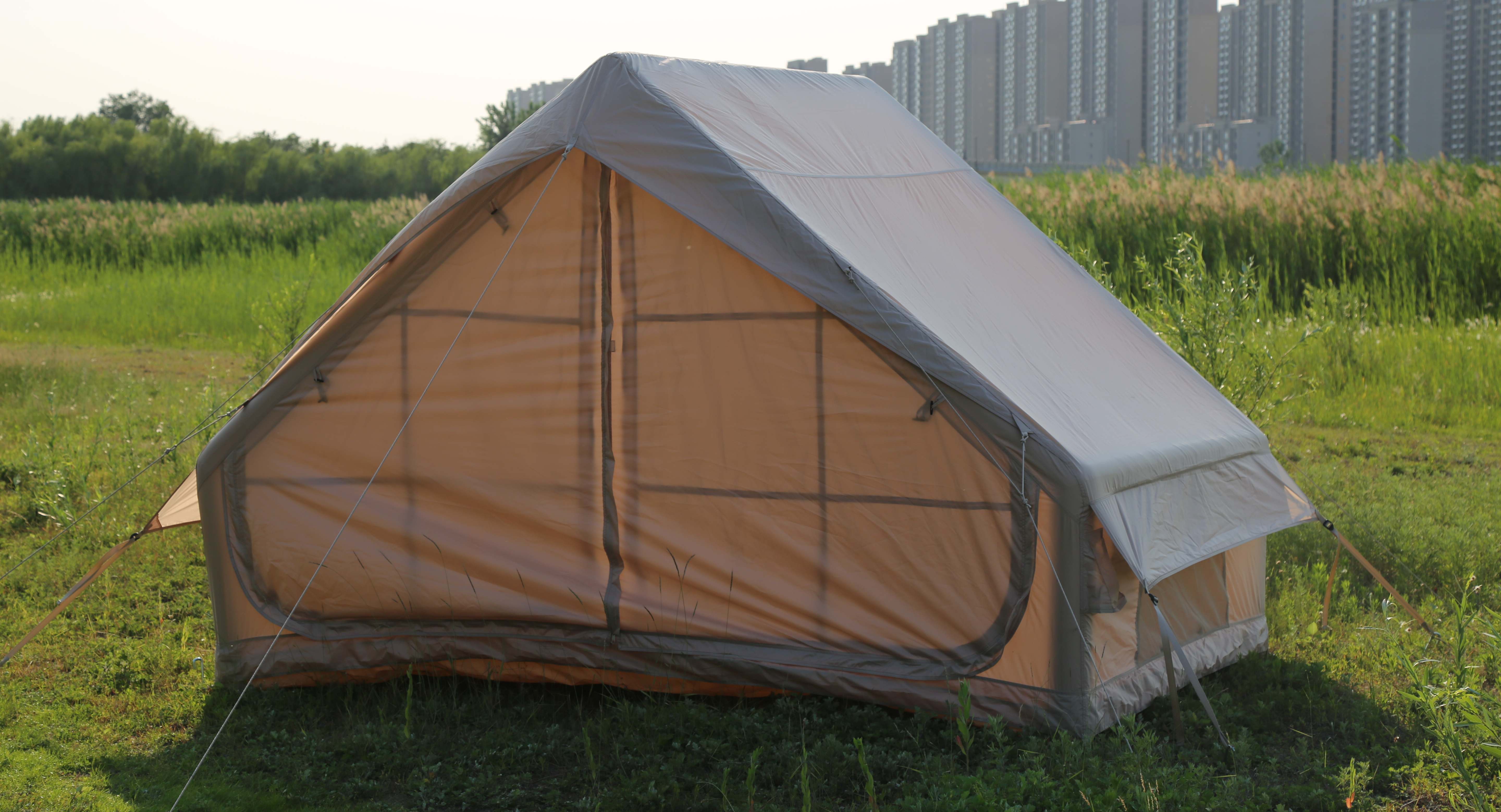 Carpa inflable para acampar al aire libre