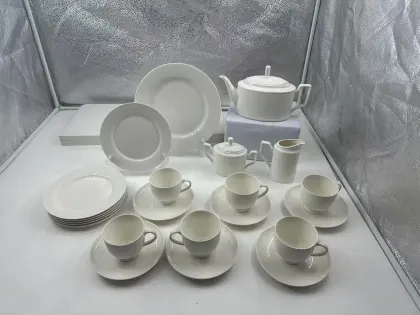 Easy to store ceramic tableware