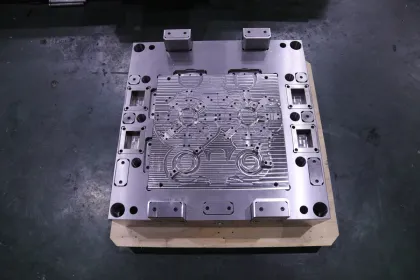Precision Mold Base - B-Plate with Core Insert