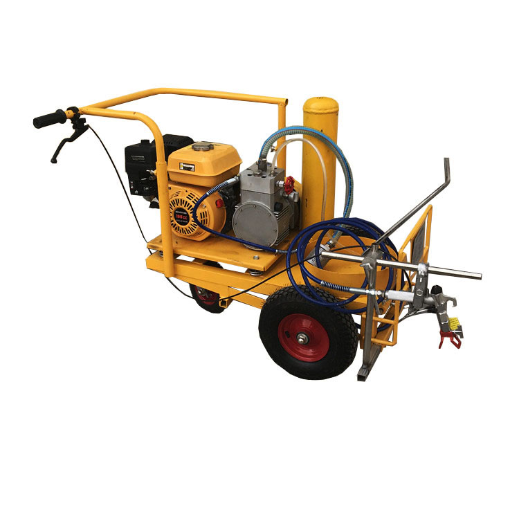 airless spray road line making machine