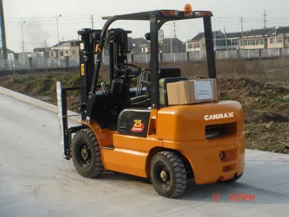 Clark Diesel Engine Forklifts Prices for Sale