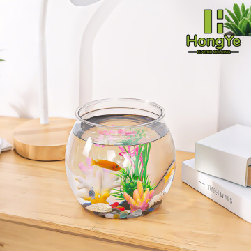 سه تانک ماهی دایره ای شفاف در اندازه های مختلف