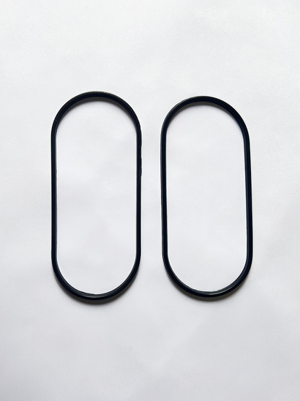 High-pressure fuel injection pump cover plate rubber pad