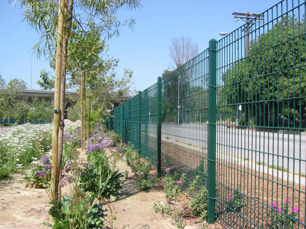 welded double wire fence