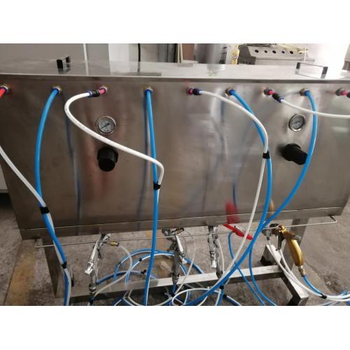 Freely movable mirror effect chrome spray plating machine