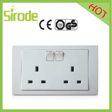 British 13A Double Wall Switched Socket (9301-52)