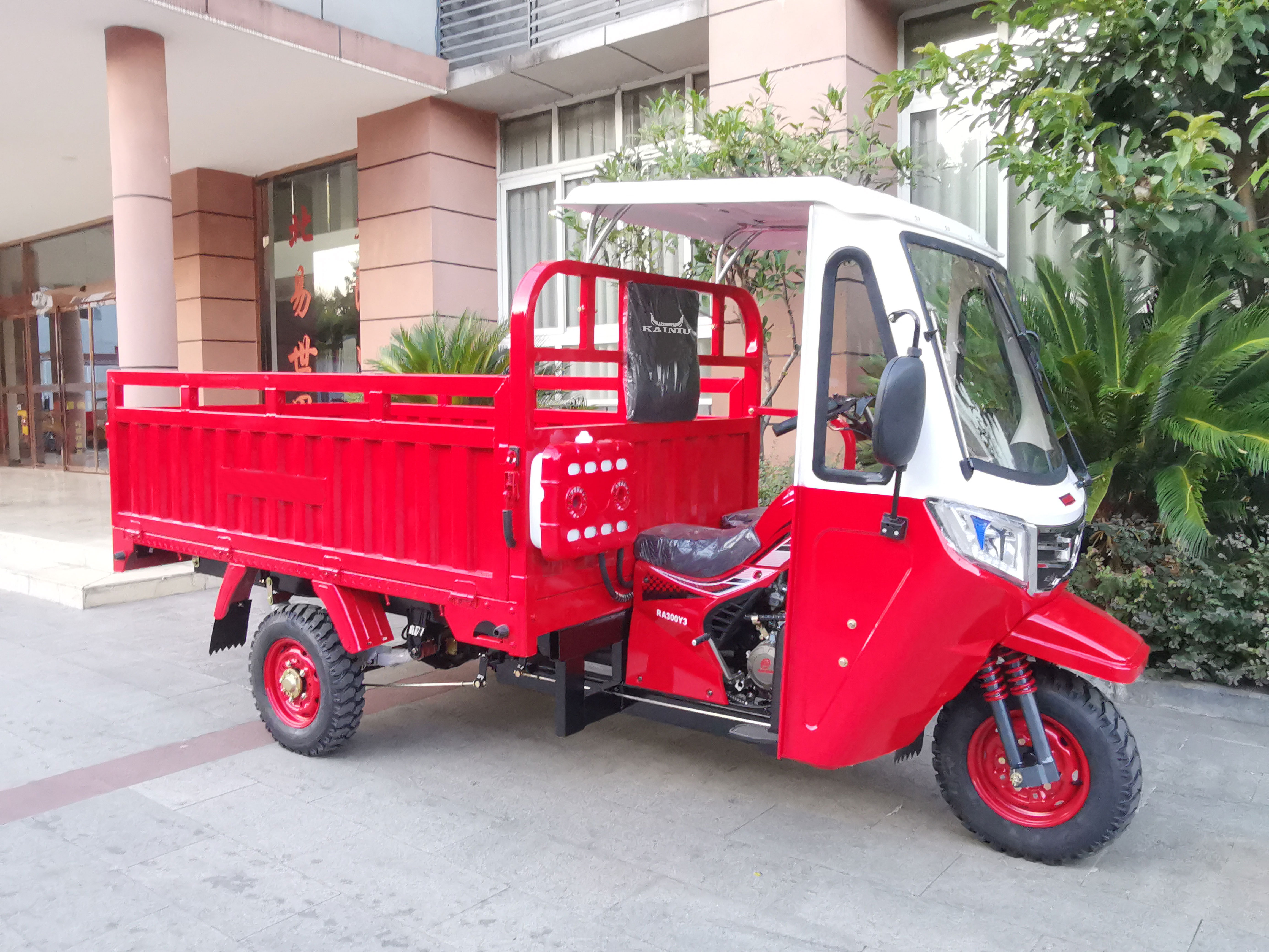Dy-king-ii con triciclo semi cabina