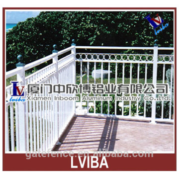 Modern outdoor aluminium railing