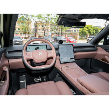 Spacious High-Performance Six-Seater SUV NIO ES8