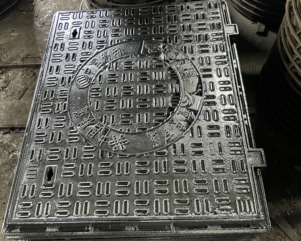 design manhole cover