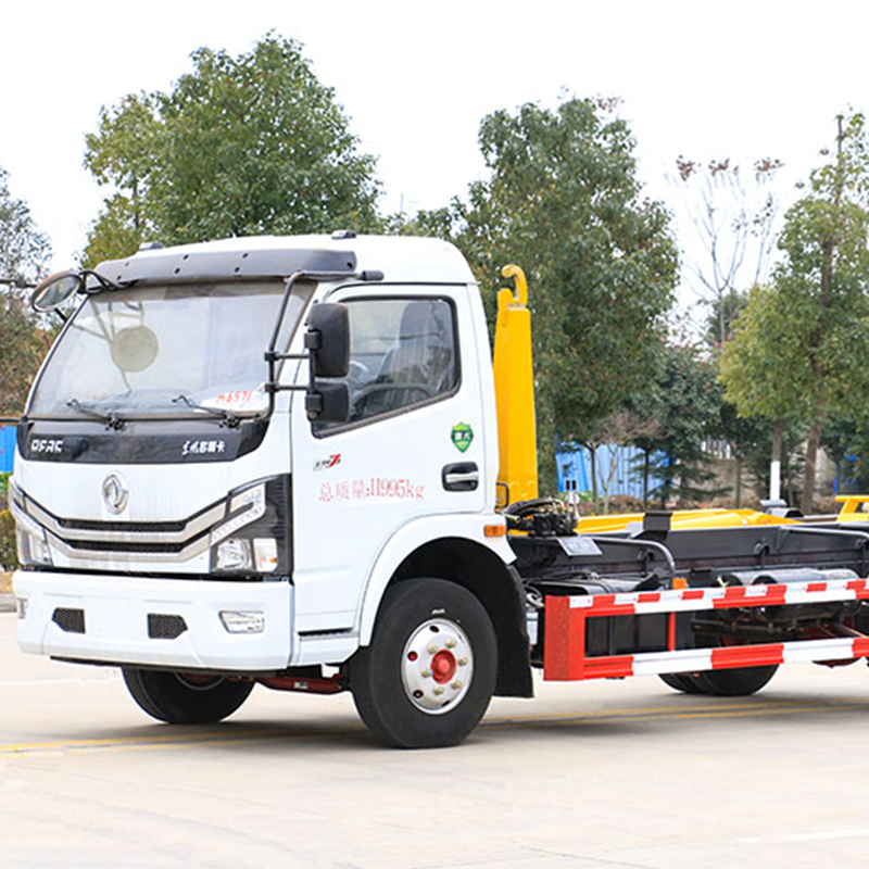 Dongfeng Dolika 7m ³ Crochet à ordures camion à ordures