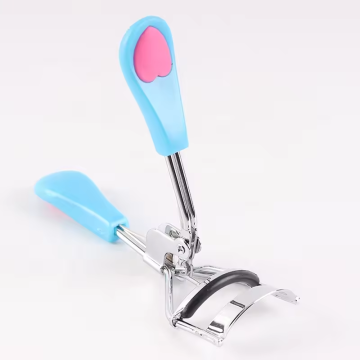 Beginner's Guide to Portable Eyelash Curlers and Custom Eyebrow Tweezers