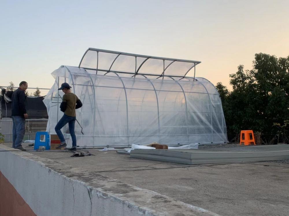 Garden Balcony Plastic Greenhouse For Vegetable