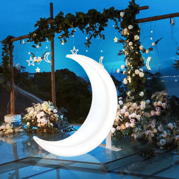 Crescent Moon Shaped Patio Swing for Garden & Park Décor