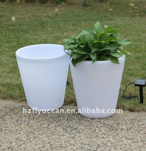 Solar light garden pot with PP material FO-9536